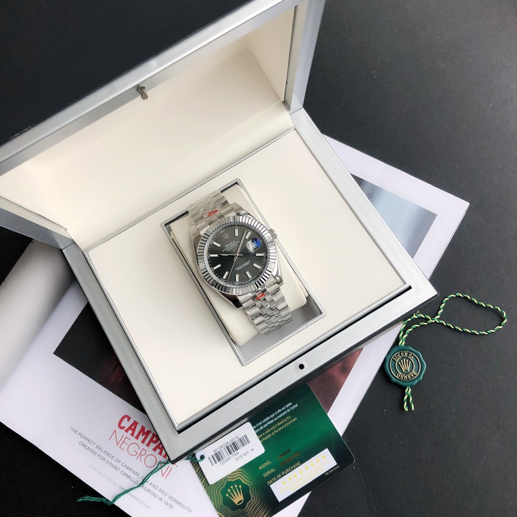 Official with the latest version of the double-headed log series ??
GD Quality Control [Color] Official synchronized new guarantee card - striped ding face
2020 New Datejust 41mm men's wristwatch upgrade arrival [color] Official synchronization original b