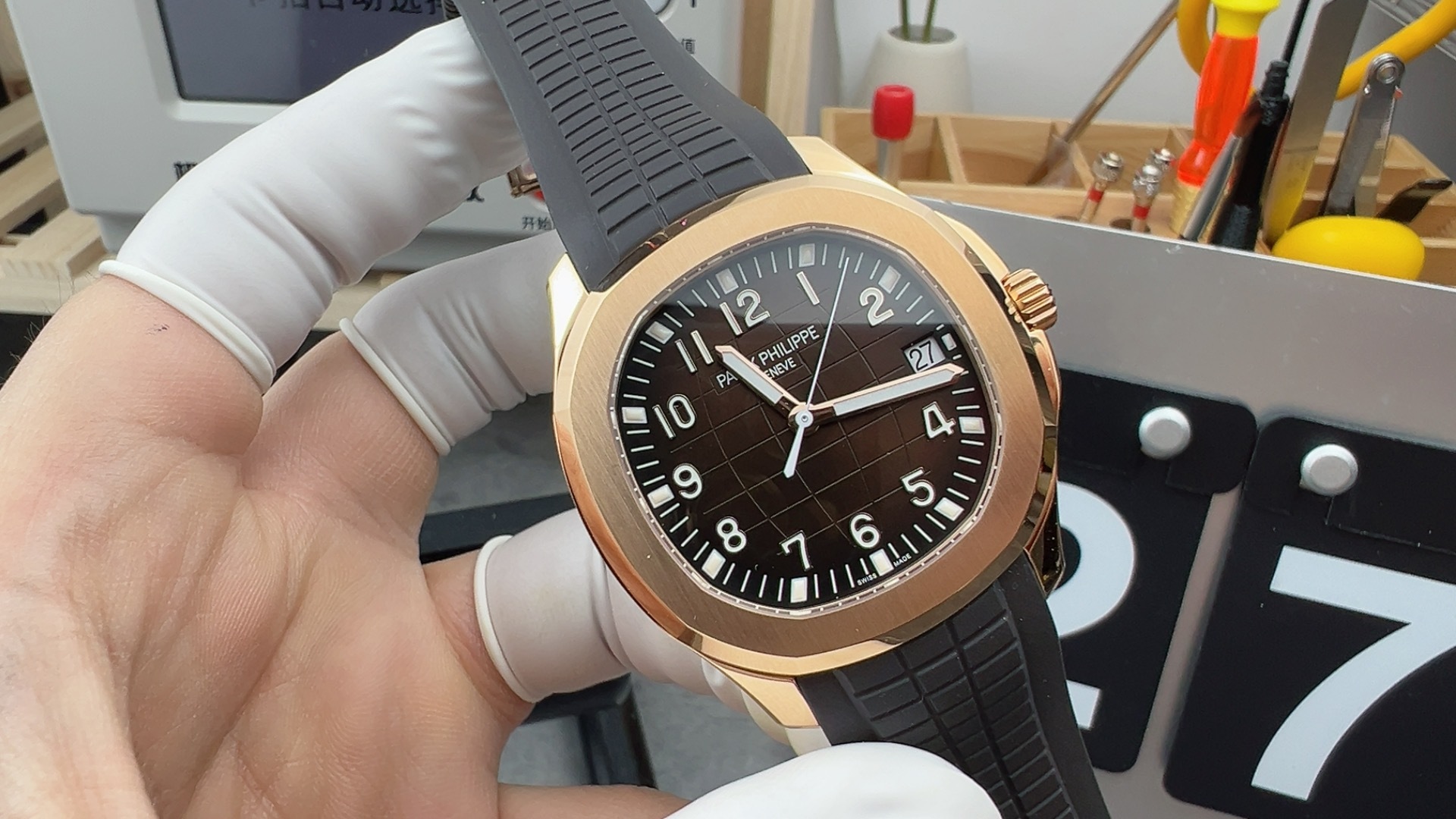 New buckle version of 3k Rose gold Grenade
