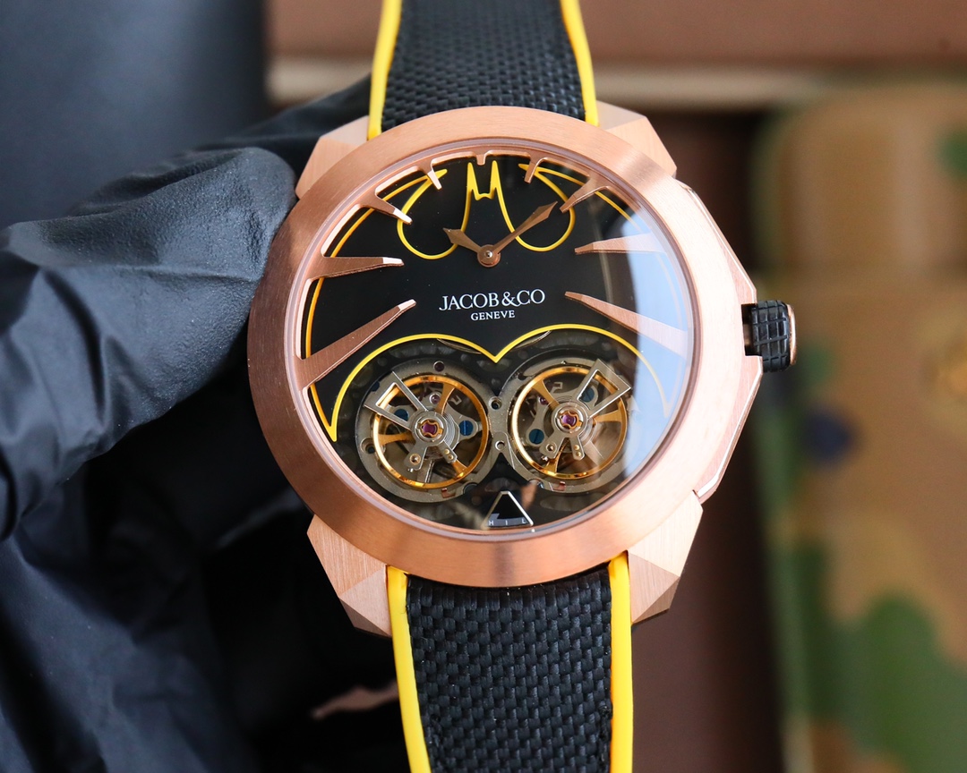2025 Jacob & Co. Jaguar Gotham City Batman theme watch, Batman the Dark Knight Rises ??. Samba dancer ???? Neymar same ??
Jacob& Co. drew inspiration from Bruce Wayne and Dark Knight himself, using attributes from both characters. ?? Dark Gotham City nigh