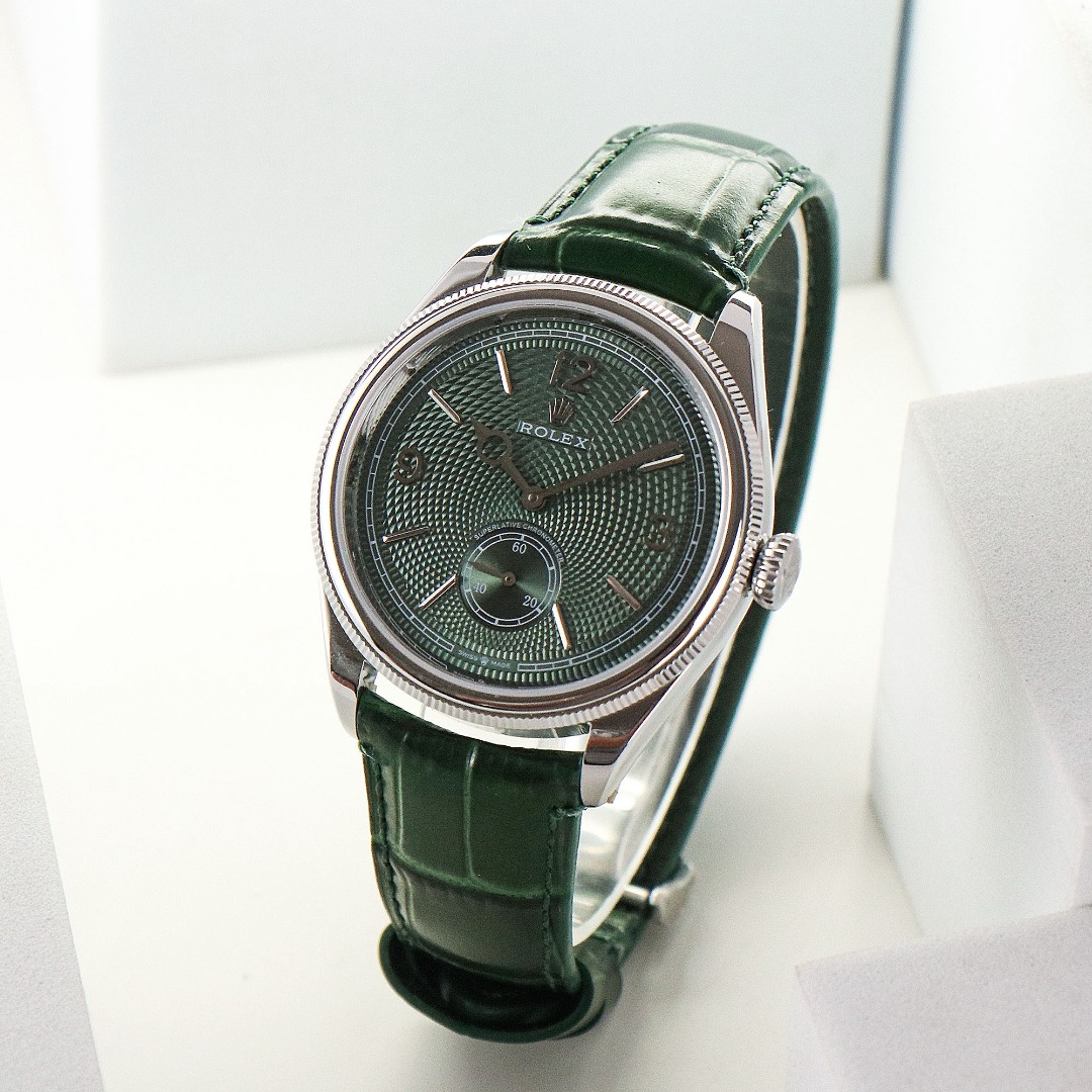 8+Factory adds a new masterpiece
Ultra-thin 90g with a reprinted two-and-a-half-stitch business model
Rolex Perpetual 1908 model
Dimensions: 39mm x 9.8mm
Exclusive custom modified Chronergy escapement ? blue Syloxi balance spring Cal.7140 automatic moveme