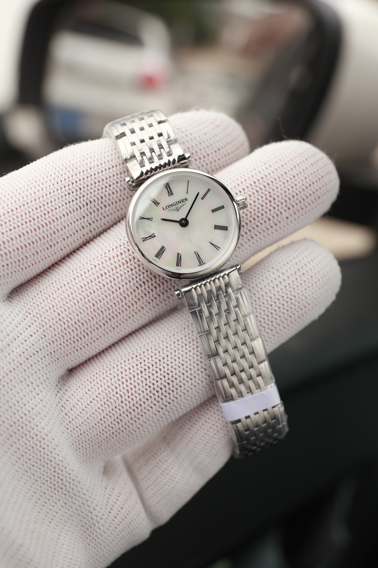 White 380, gold ?20. Steel band ?20.
Taiwan factory Jia LAN ~, the ultimate pursuit of detail!
LONGINES - Classic Jia LAN series 120 meters water resistance! Buy and compare! ???? Details determine quality...
This product is strictly supervised from mold 
