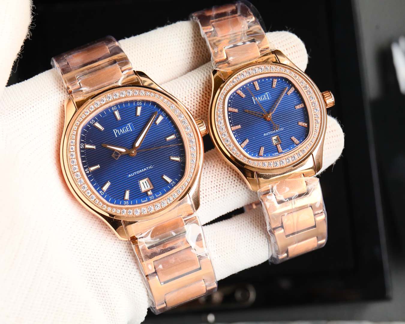 The new Piaget Polo Date 150th Anniversary Edition watch. TW PIAGET's ultra-thin PIAGET POLO collection couple watches, known as the little Nautilus! (Piaget Steel King) An elegant sports watch for both business and sporty leisure.
Welcome to compare deta