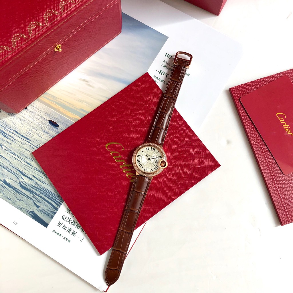 GD Quality control, 33mm blue balloon arrives [color]
?? First come out, heavily polished ?? The classic blue balloon GD exclusive quality, the must-have for goddesses, accumulated strength and burst forth
Highlight 1: The case is slender, the body is cur