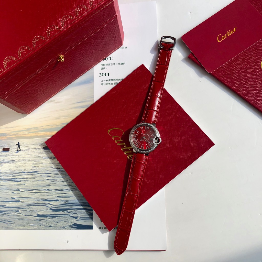 GD Quality control, 33mm blue balloon arrives [color]
?? First come out, heavily polished ?? The classic blue balloon GD exclusive quality, the must-have for goddesses, accumulated strength and burst forth
Highlight 1: The case is slender, the body is cur