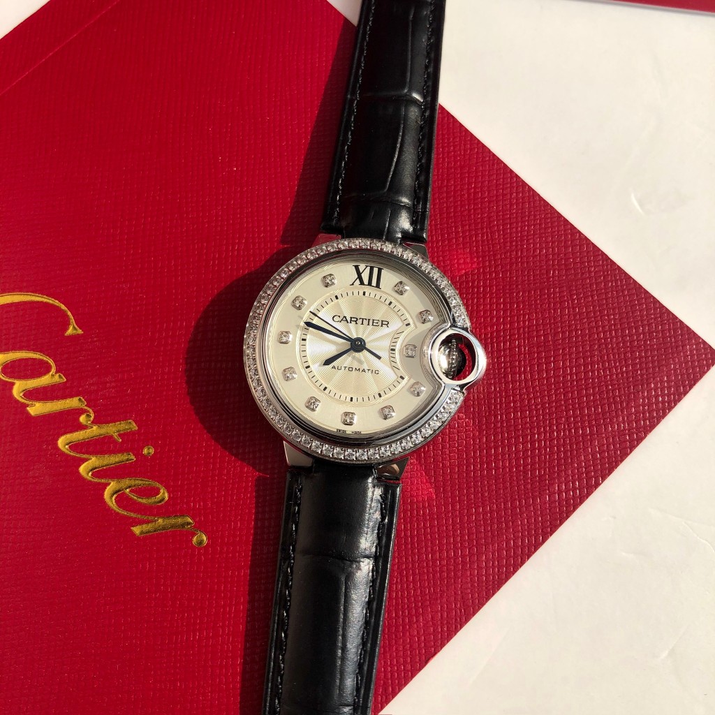 GD quality control, 33mm blue balloon arrives [color]
?? First come out, heavily polished ?? The classic blue balloon GD exclusive quality, the must-have for goddesses, accumulated strength and burst forth
Highlight 1: The case is slender, the body is cur