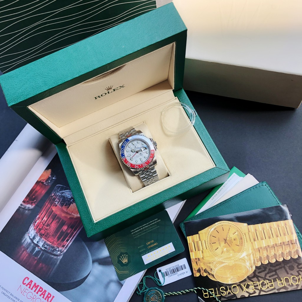 GD quality control, one watch one code, three codes in one [color] Official synchronized new warranty card
Rakuka GMT's new bestseller - Coke ring
GD Laojia's 2021 blockbuster, replicating all visible appearances of the original, far exceeding the so-call