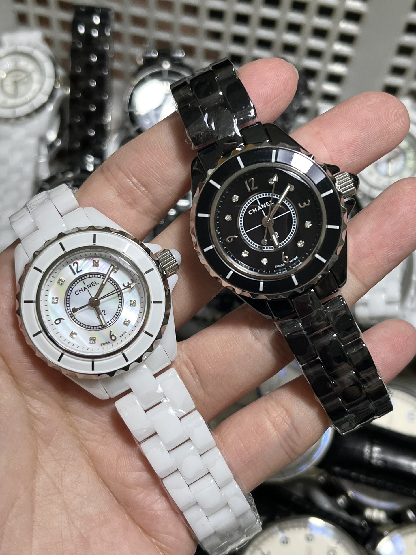 ??29mm Mini White & Mini Black ??
A lot of foreign trade orders ?? A must-have ceramic watch for summer ??