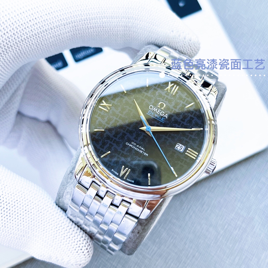- White shell 520 gold 540 steel band plus 30
Omega - De Ville series, genuine mold from Taiwan factory. The Obis bear ?? is coming, with a curved, scratch-resistant double sapphire crystal inside treated with anti-glare (transparent, high definition, dur
