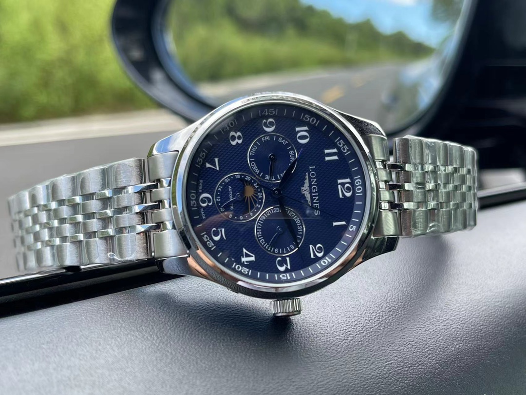 White shell 520, rose gold 540, steel band +20. ???? Longines Master multi-function watch 3 o 'clock 6 o 'clock with day date 24 hours moon phase function in 3836 movement (stable accurate timekeeping) The side of the case is brushed for more exquisite du