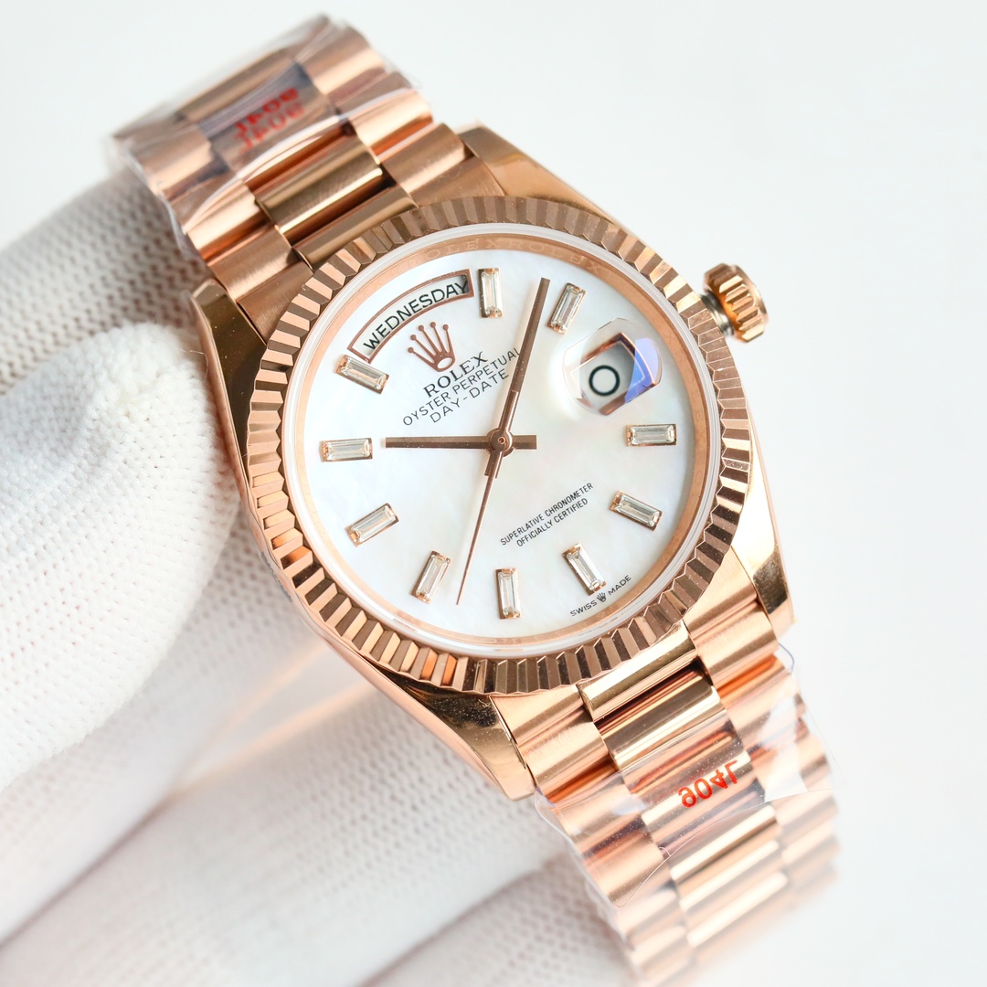 C factory production white case 1250 all-gold 1350 diamonds ?50 square diamonds ?100
CLEAN Factory ROLEX Day-Log 36 series ???EA1
1 ? with the 2836 movement, quality is stable and reliable;
2 ? The same thickness as the original 11mm ultra-thin: case diam