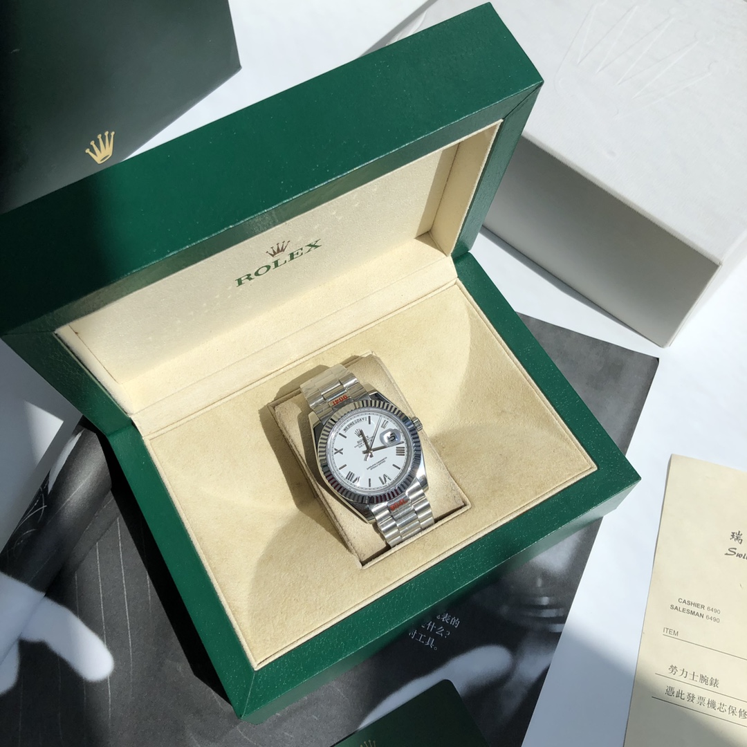 Official synchronous self-corrected Citizen movement [strong] Day-Date Datejust collection watch now available ??
GD Quality control, 2024 new masterpiece [color] Day-DATE arrival [color] Official synchronization Original bestseller, 41mm diameter more co