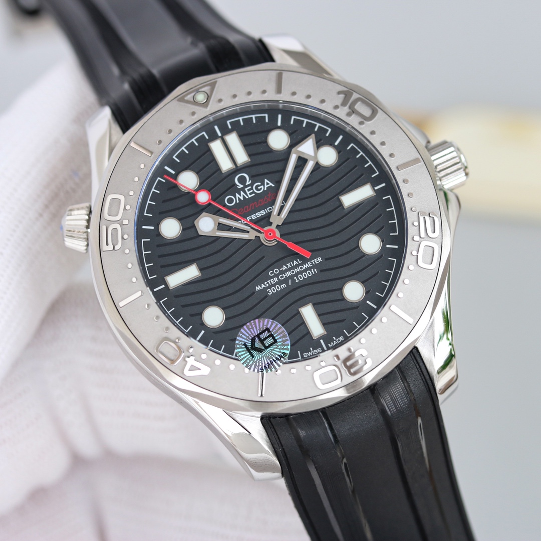 White case tape 1100 Steel band 1150
New 42mm Omega Seamaster 300m - "Yacht" Nekton Special Edition watch, with a polished and brushed stainless steel case and laser-etched black zirconia (ZrO2) ceramic dial, matte finish with polished three-dimensional r