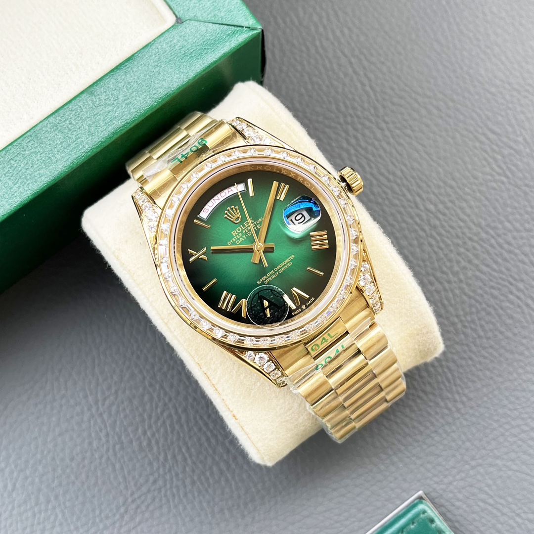 A factory Double calendar CITIZEN version arrived ????
White shell 780 Gold shell 830 (double head grille inner cover)
Workmanship upgraded: 1 ? with 316L precision cultured case "Fit" original grade (150 m waterproof)
2 ? The strap and case connection (o