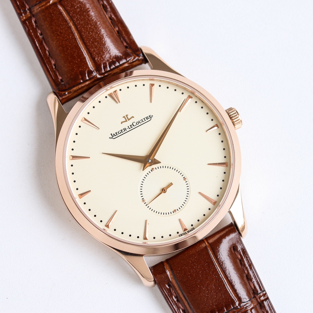 New Jaeger-lecoultre Master collection 1218420 ??RK4 A harmonious symphony of tradition and modernity. The Master Ultra Thin small seconds watch in stainless steel (39mm) is powered by the 896 movement. This automatic mechanical movement precisely indicat