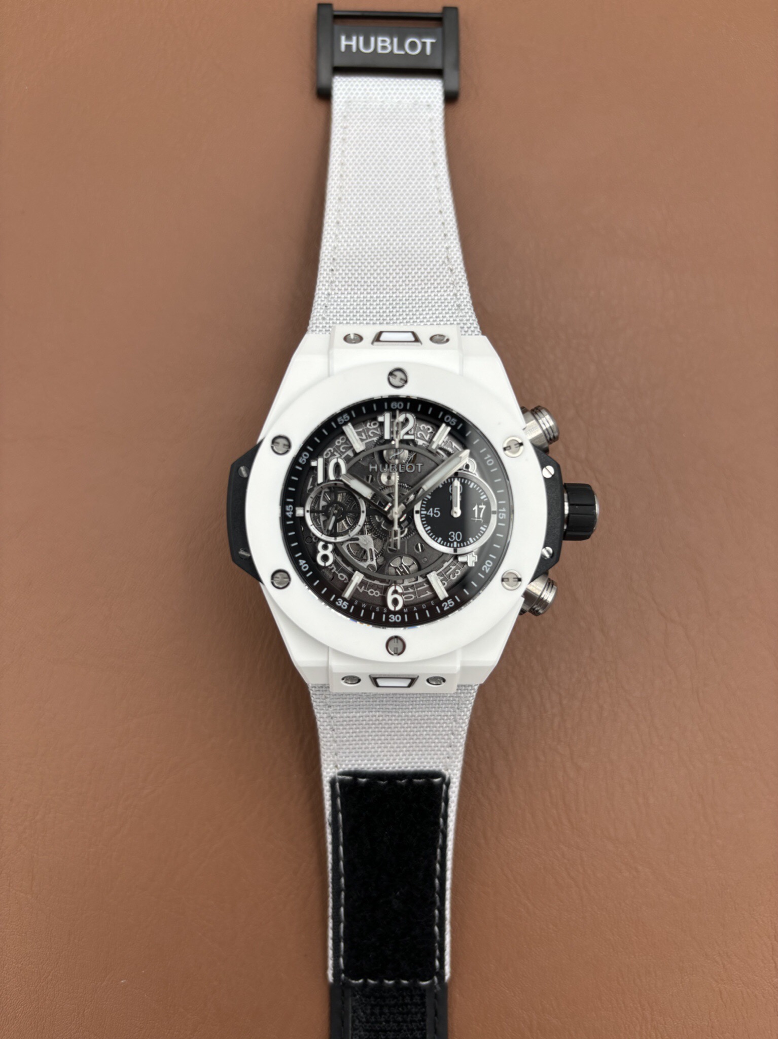 ??BBF new nylon strap and tape seamlessly swap for good news for 42mm small wrist wearer HUBLOT BIG BANG 441 New custom UNICO HUB 1280 automatic chronograph movement The original Hublot 441 is made of grade 5 titanium for a light and comfortable watch, sa