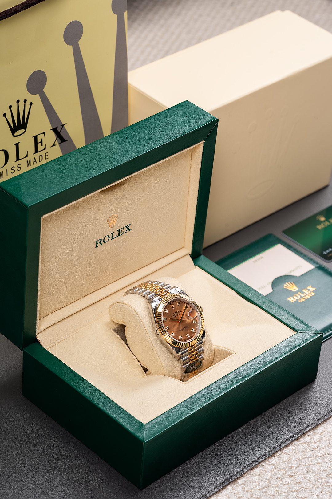 1250
E factory ROLEX LX8 Datejust series 41mm Rolex original mold Shanghai 3235 Automatic integrated machine mechanical Movement Datejust series Men's Datejust watch, 41mm diameter, 11.7mm thickness, developed over 2 years, original 1:1 mold.
The followin