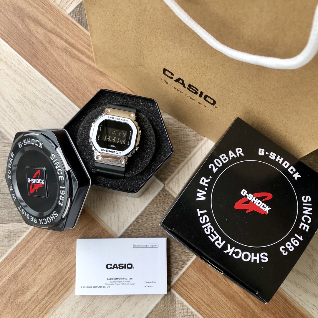 120
Both the new GM-5600 and GM-5600B models feature the same design as the 5600 series with resin and G-SHOCK signature square dial, and the bezels are made of stainless steel. While offering a superior metallic finish, the case and strap are made of res