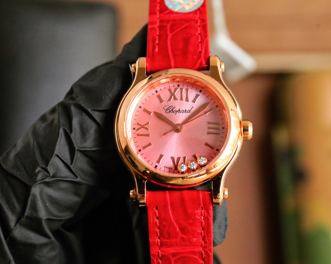 It took two years to complete. The original factory movement supports cover inspection. Don't miss out. If you like it, get it right away
YF Chopard HAPPY DIAMONDS Series 278590-3001 watch, genuine quartz movement ETA956.102, rare quantity, case size 30mm