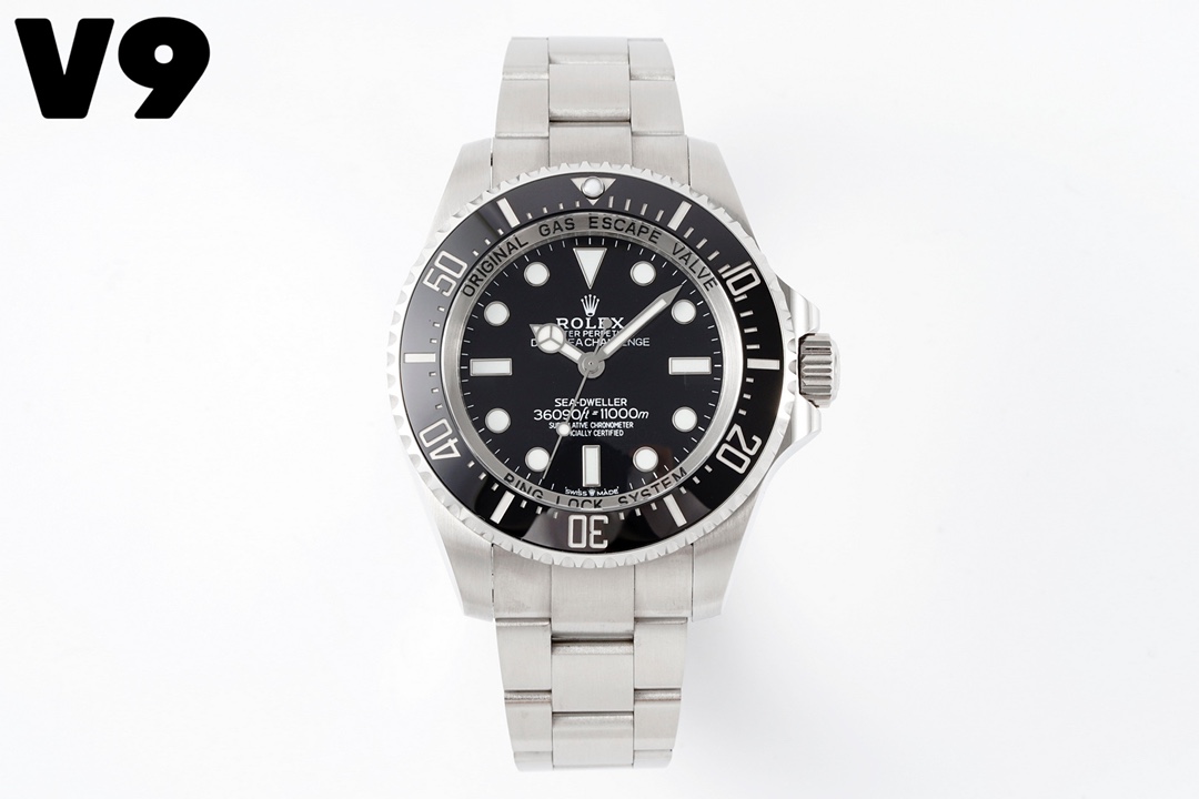 V9 Factory Factory 's strongest version Sea Angel 126600 Ghost King Series is now available: 1. The original bottom cover is finely brushed and features a screw-down tight bottom design, which is not a fake from the small factories on the market.
2. The r