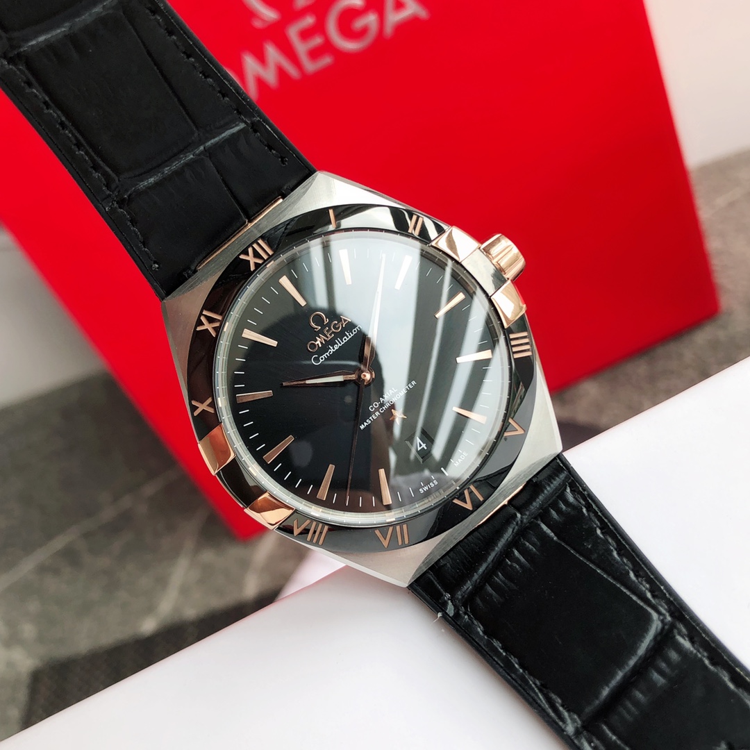 Batch ??1450 with box men's constellation omega Constellation fifth generation collection! Brand new 41mm original size watch!
The original polished imported ceramic bezel, with white gold plating for the hour markers, will not fade over time
The half-moo