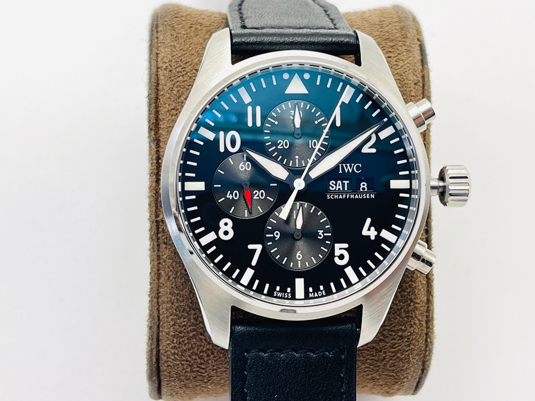 [IWS Factory Wall Split Recommendation] [Classic Ultimate Upgrade V2 version Soaring High Altitude Every second must be "real"] IWC IWC3777 Pilot Chronograph series, movement synchronized original, slightly curved hands tail, double-sided anti-glare blue 