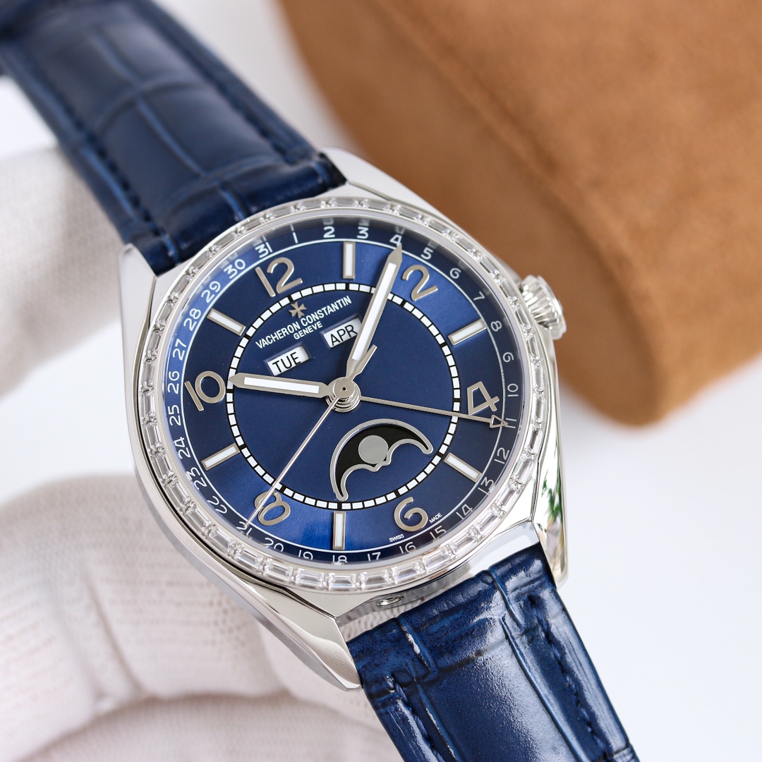 TW masterpiece - [VC Vacheron Constantin Fifty-SIX type - FIFTYSIX Full Calendar Series] watch
[Model] 4000E/000A-B548/B439/B438/B065
[Case] Dimensions: 40mm??12.8mm, truly in sync with the original. The screw-down crown and the distinctive box-shaped sap