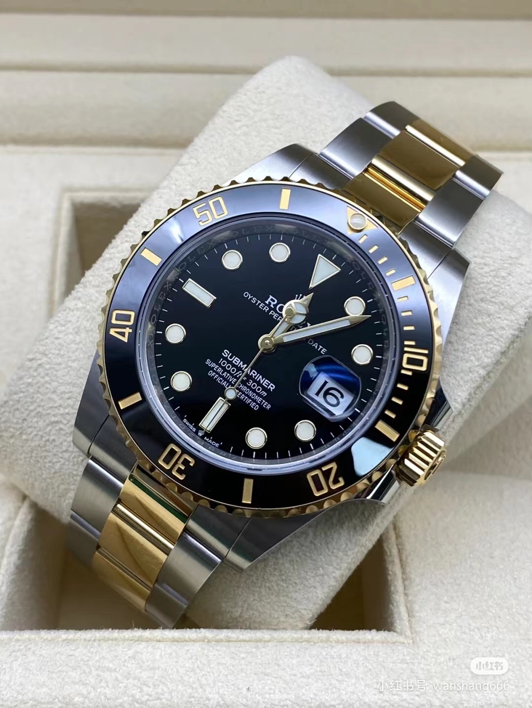 The phrase "If you don't have a Rolex, it's not that people look down on you, but that they can't see you at all" has been deeply embodied in the movie "Isalabe" recently, which is commonly known as a once-and-for-all solution for Rolex
But now the submar