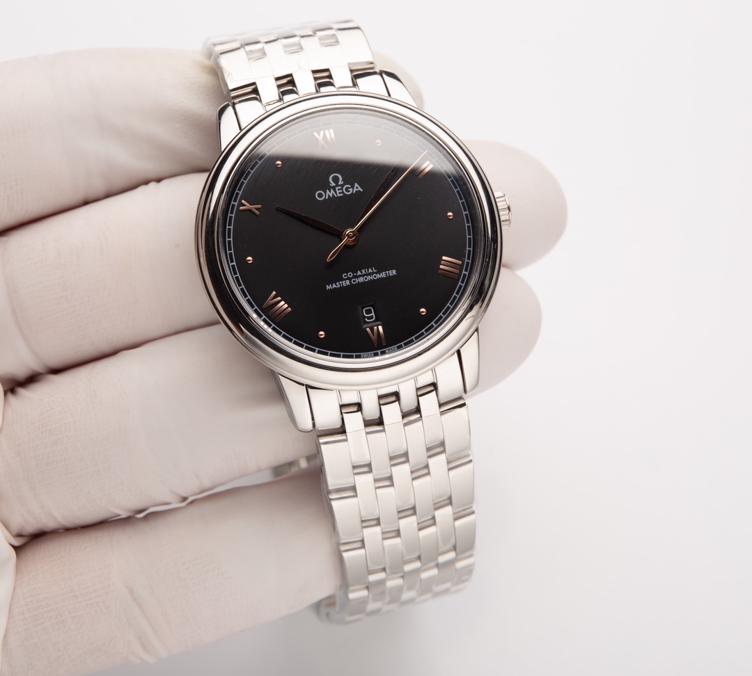 White leather: 530. Gold ?20. Steel belt ?30.
(Upgrade original lump), optional non-original lump ?30.
Omega - De Ville collection - Couple watches! Genuine mold, ?? The dial is in the same sunburst pattern as the genuine, curved hour ding ?? glass upgrad