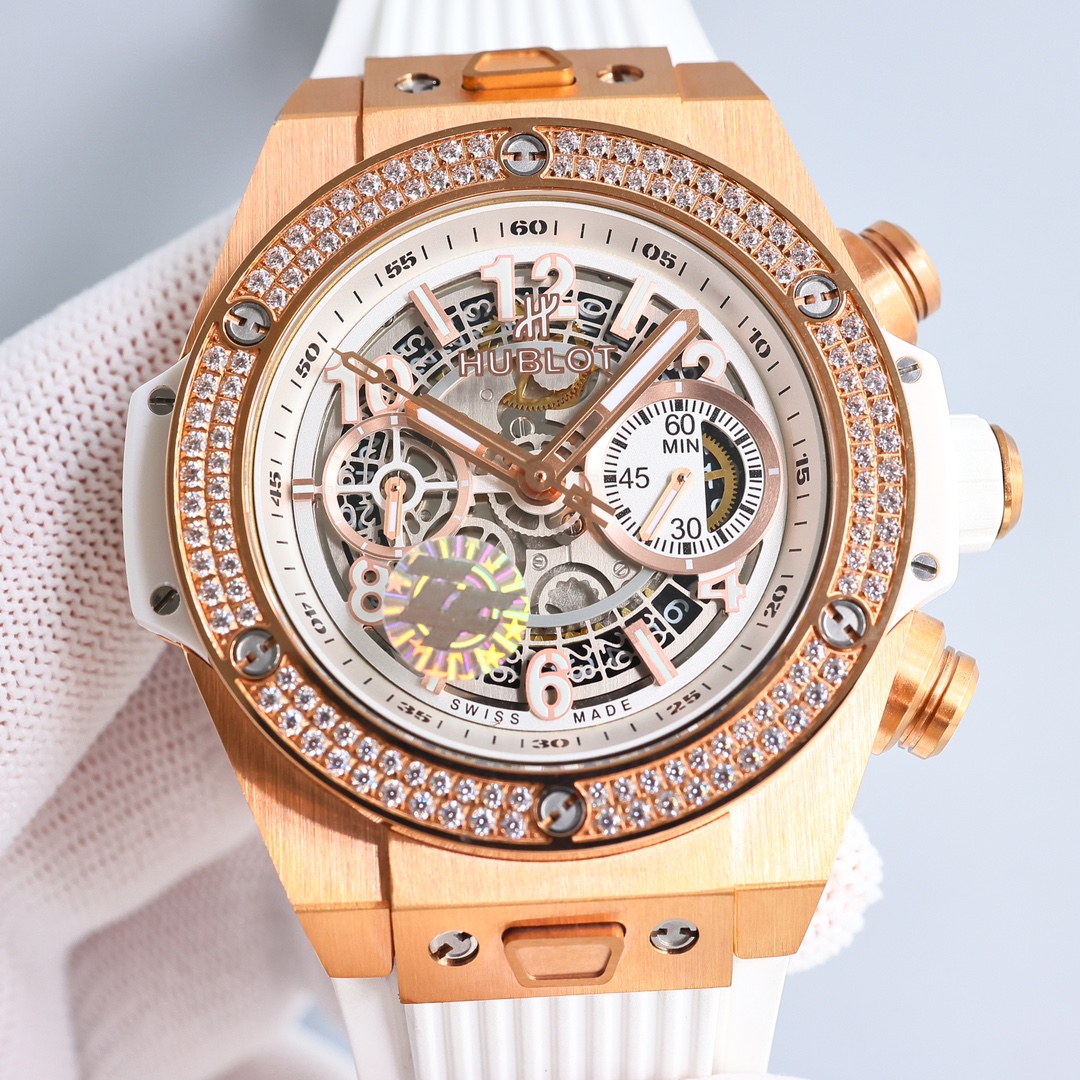 Aperture: White shell 1600 Rose shell 1650
Rim with diamond: 1700 (same for rose and white)
Full diamond: 1800 (rose white)
ZF latest new face shipment HUBLOT (HuBLOT)??HUBLOT -- brave and fearless, punch punch, abbreviated as "HUB" "Hublot" BigBang Eleme