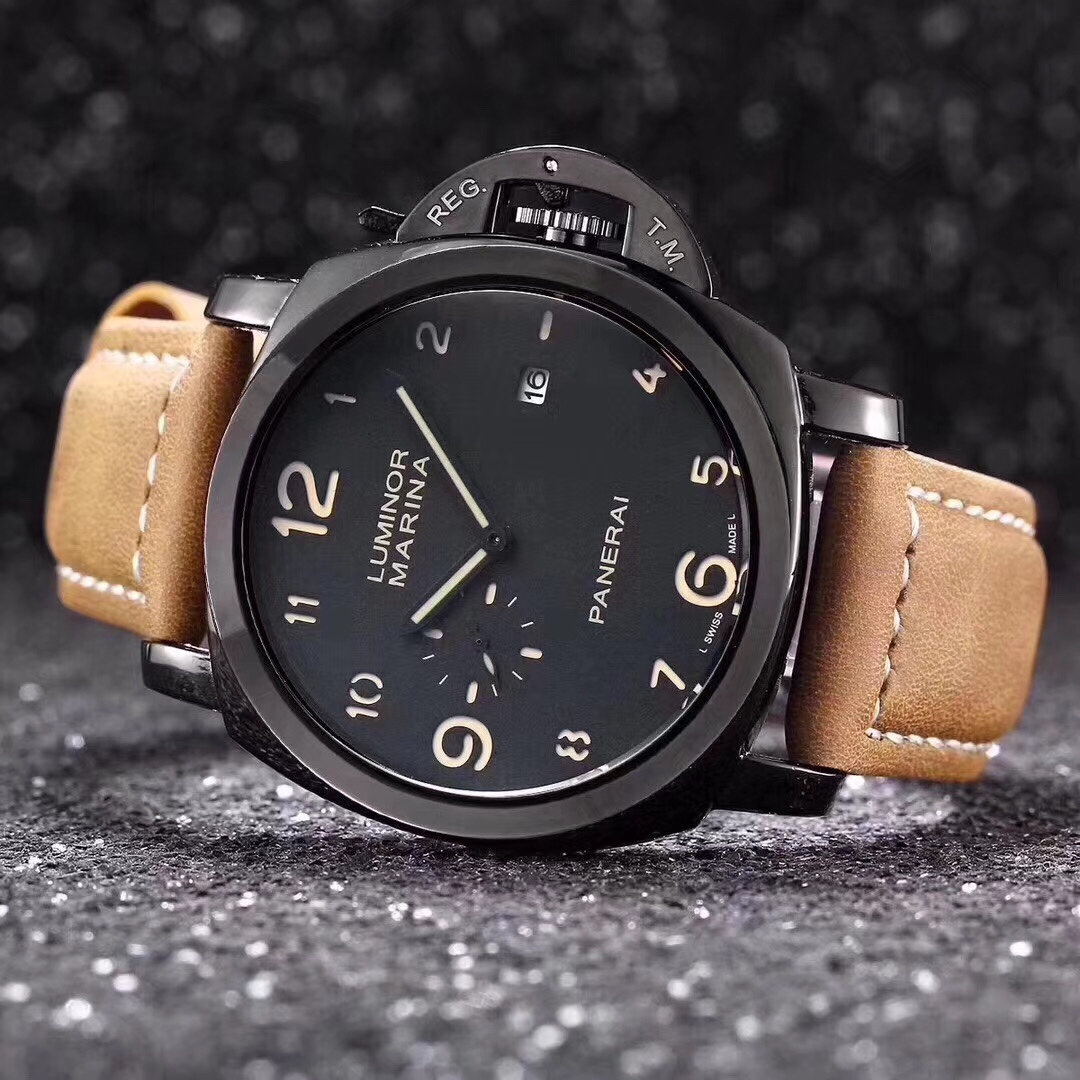 ??85 PANERAI Men's Watch ? Super luminous ?? Type: 2-hand single handle series Elegant and powerful Men's watch Cowhide strap comfortable and breathable to wear. Movement: Imported quartz movement Mirror: mineral crystal glass. Size: 47mm in diameter. Pre