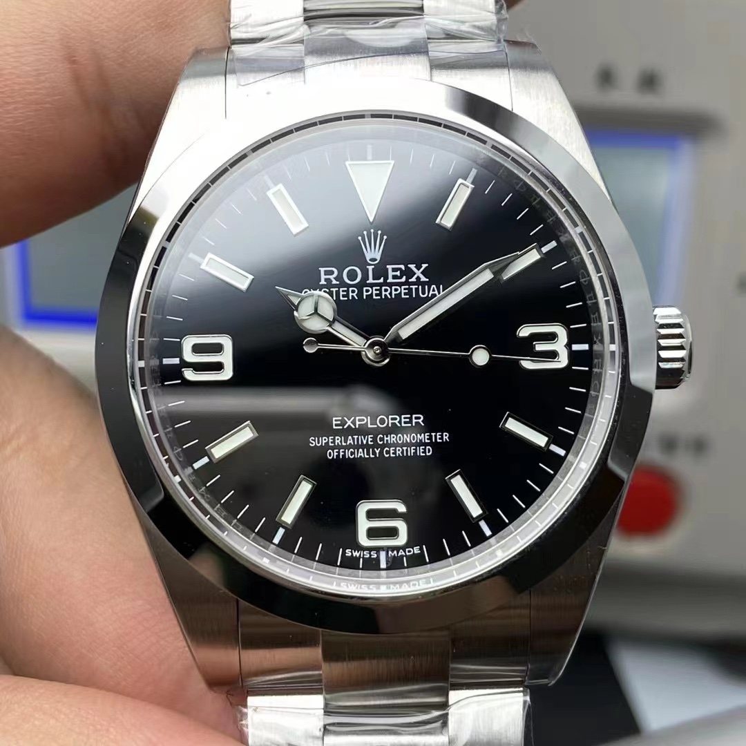 clean OEM Oyster Perpetual 126300 custom Edition Three codes in one with NFC CARD, watch ?? code 26Z771Q8, watch ?? buckle code U9G, 41mm in diameter, only color matching dial, bevel and bevel bezel dial nail, quality guaranteed
Genuine original watch 1:1