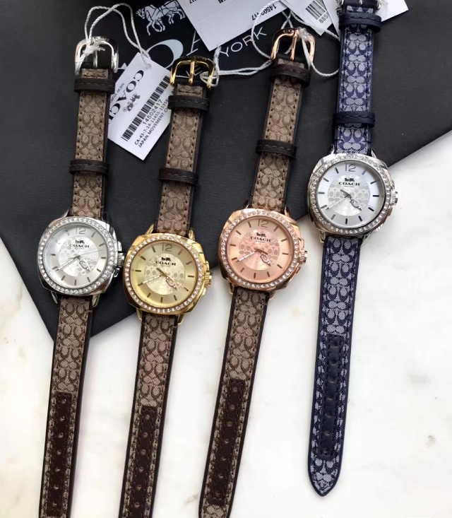 85 Longines Boer collection __ couple youdaoplaceholder0 youdaoplaceholder1 Sapphire crystal youdaoplaceholder2 Diameter: 38mm 28mm youdaoplaceholder3 imported quartz movement natural shell dial youdaoplaceholder4 904L steel.
?? Coach fashion minimalist e