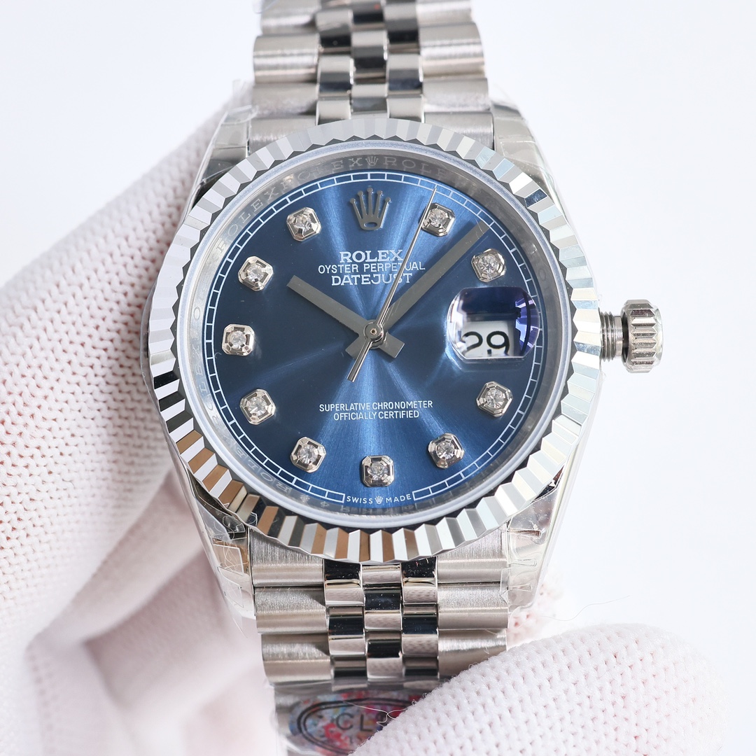 SJ 1600 real diamond
ROLEX Datejust 41mm??RW1 ?? inner diamond version here ?? with 2824 movement GTC certificate one watch one card one code just too GOOD ??
Rolex men's Datejust 41mm in the Datejust collection, the Oyster case of the men's Datejust is a
