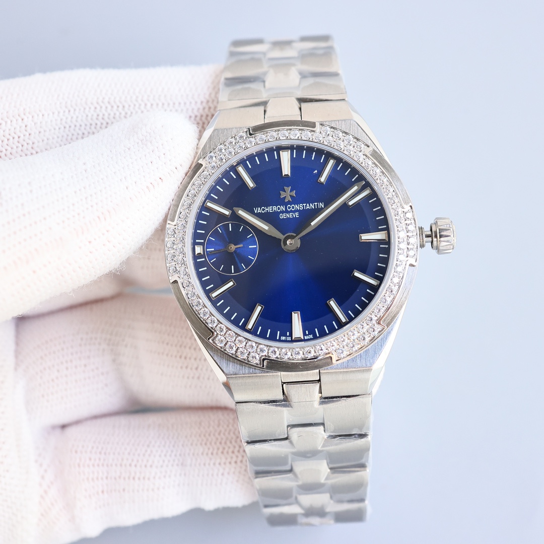 White case 1750 Rose gold 1800 (with diamonds ?100) one watch with three straps
Big HIT ?? Original Sync
1 ? Watch 3 ? Wear ??1 ? Watch 3 ? Wear ?? and come with an original style sheet case for easy storage
[VC Vacheron Constantin Siseas 2300V - 2305V] W