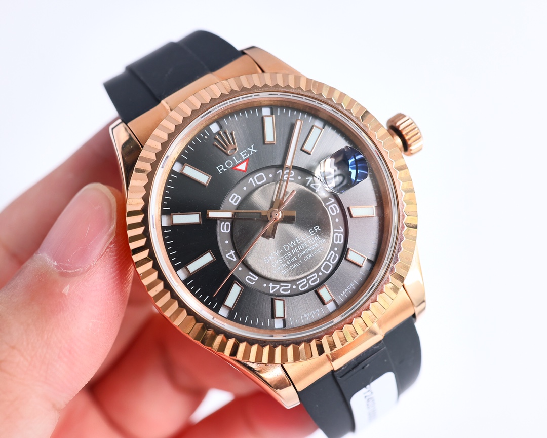 18k gold cover ?????? HOLD China GTC testing institution CERTIFICATE, QR code NETWORK query! One form one code support re-inspection
The Rolex Skywalker Sky-Dweller features original 18k process inner welded headpieces, no raw lugs, fluororubber wrapped m