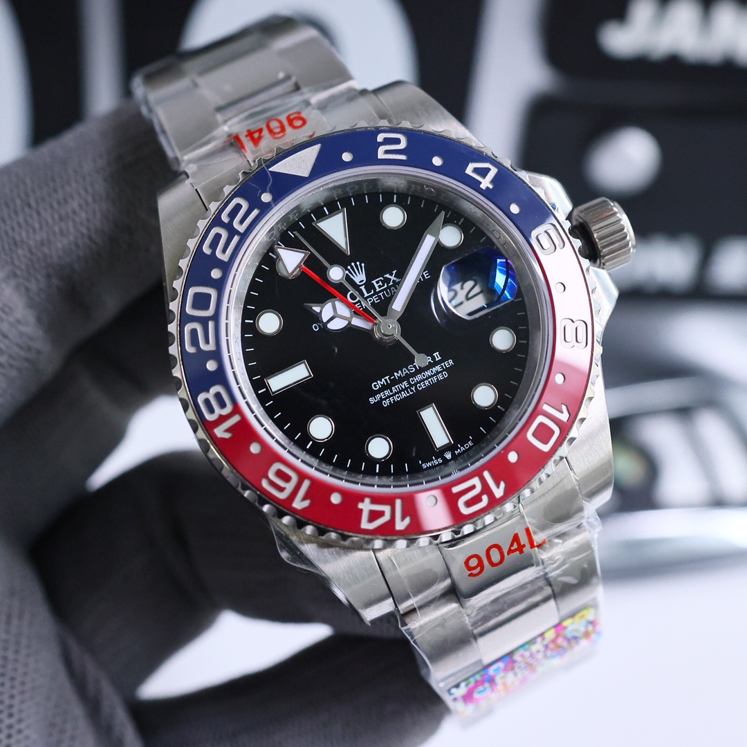 2024's latest masterpiece Super Reissue Wall Crack recommendation: Rolex GMT ll (with cal. The upgraded version of the watch makes a stunning debut! Details:
1 ? The 3186 movement is an integrated movement with a blue hairspring, the same as the original.