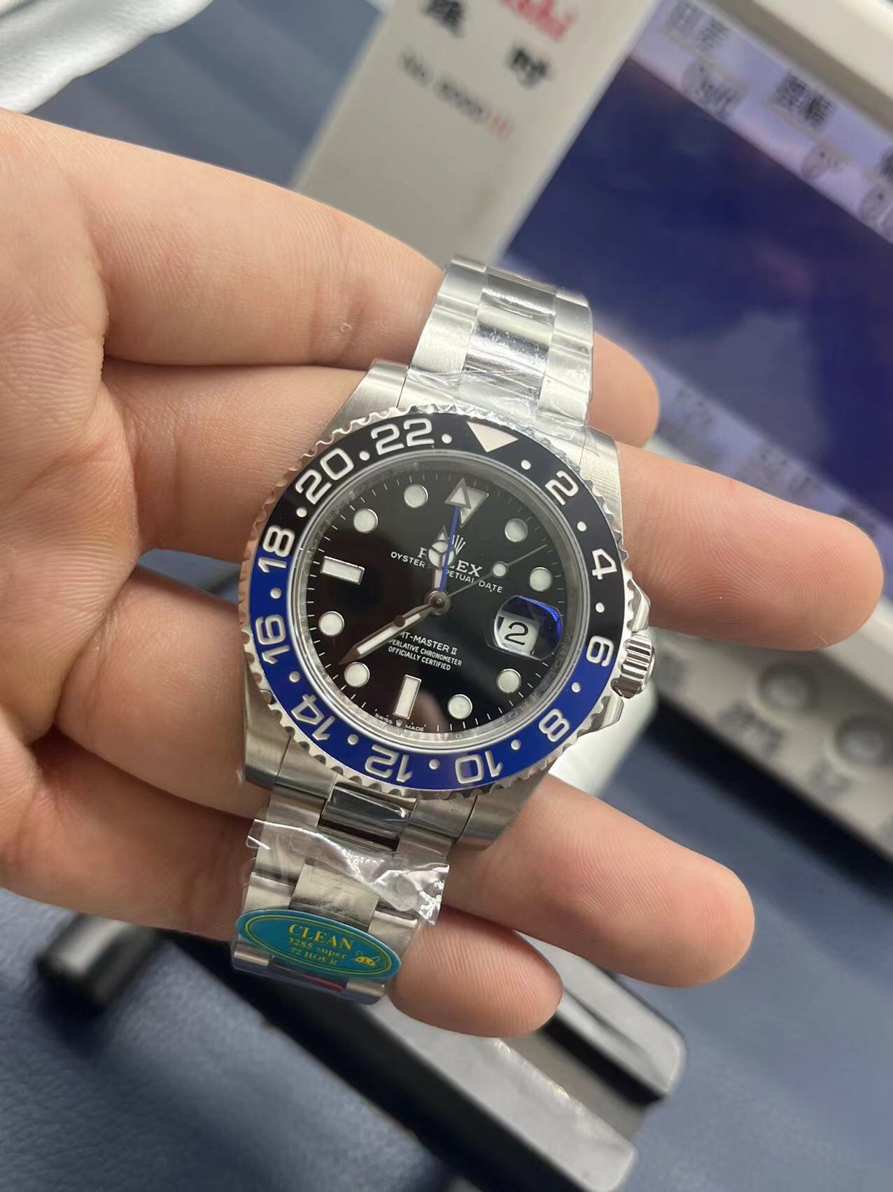 [VR Factory2024 's latest masterpiece Super replica Wall crack recommendation] The Rolex GMT ll (with cal. The upgraded version of the 12670 watch makes a stunning debut! Details:
1 ? The 3186 movement is an integrated movement with a blue hairspring, the
