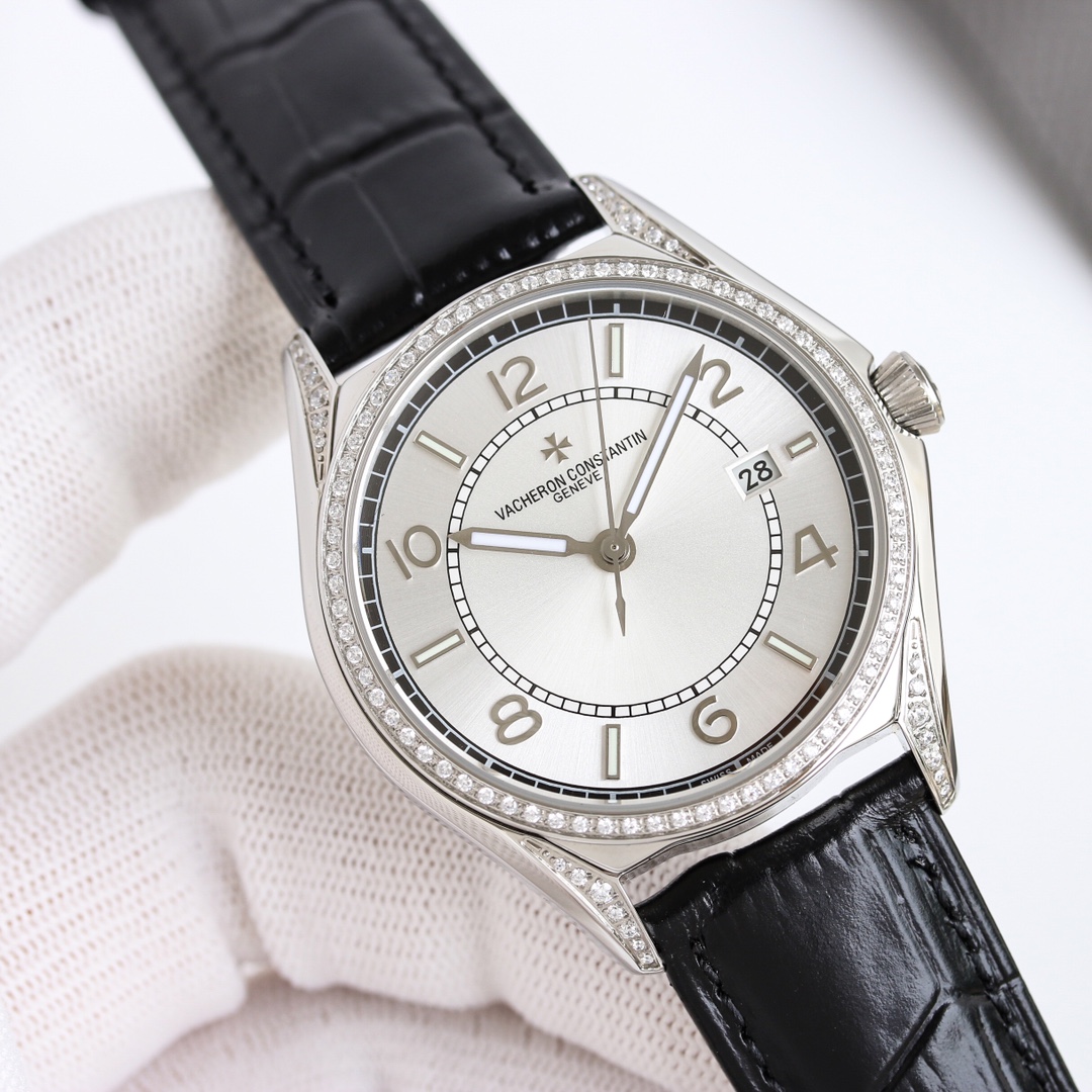 White case 1550 Gold case 1600
TW New Vacheron Constantin VC Fifty-Six Type 4600E/000A-B402 Men's automatic mechanical
[It can be used for both sports and sport, with both style and taste!] ?? Four Core Competencies ?? Watch size 40mm x 9.6mm1. Original i