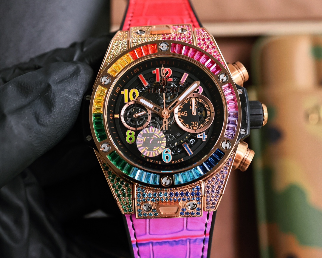 ZF's latest new face shipped HUBLOT - fearless and aggressive, abbreviated as "HUB" or "Hengbao" BigBang Element Material Chronograph v2 version ? The case is made of imported 316 stainless steel material, with an explosive design ? Equipped with 7750 mod