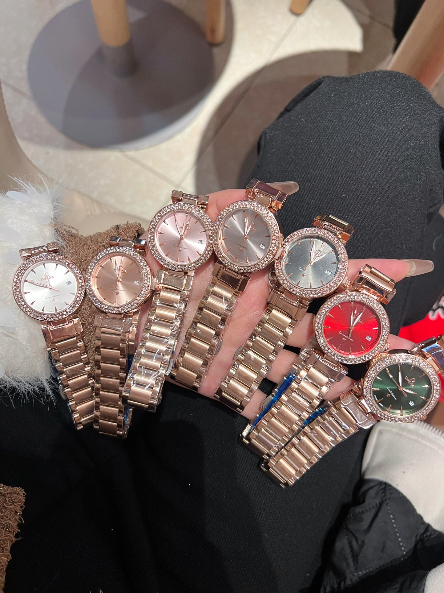 ??90 Omega Ladies Imported quartz movement 32mm thick.5mm ?? This watch is beloved by women, and on different occasions ?? showcases their unique personality and charm