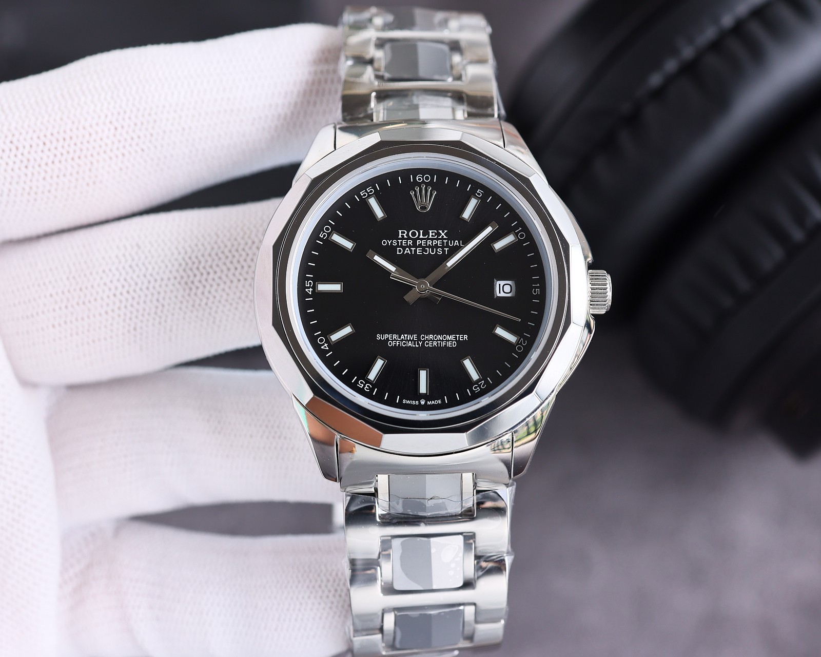650
Fine men's wear
ROLEX -ROLEX
Business Casual men's mechanical watch
Imported Citizen 8205 from Japan
316L stainless steel shell sleeve between tungsten steel
Super sapphire glass mirror
Diameter 42m
Noble luxury casual men