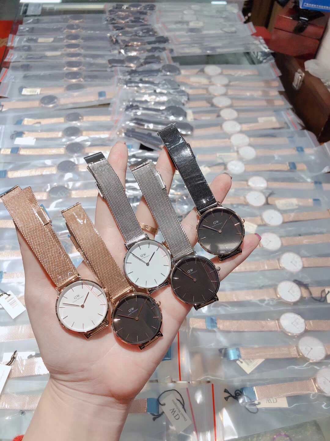 90 Bracelet 20 ? David Dw?? Original order 1:1, genuine factory shipment... ?? Full pack included ?? Instruction manual ? Carrying bag best quality ??? ? ? ? Large stock wholesale ? ? Must sell ??19745 every day