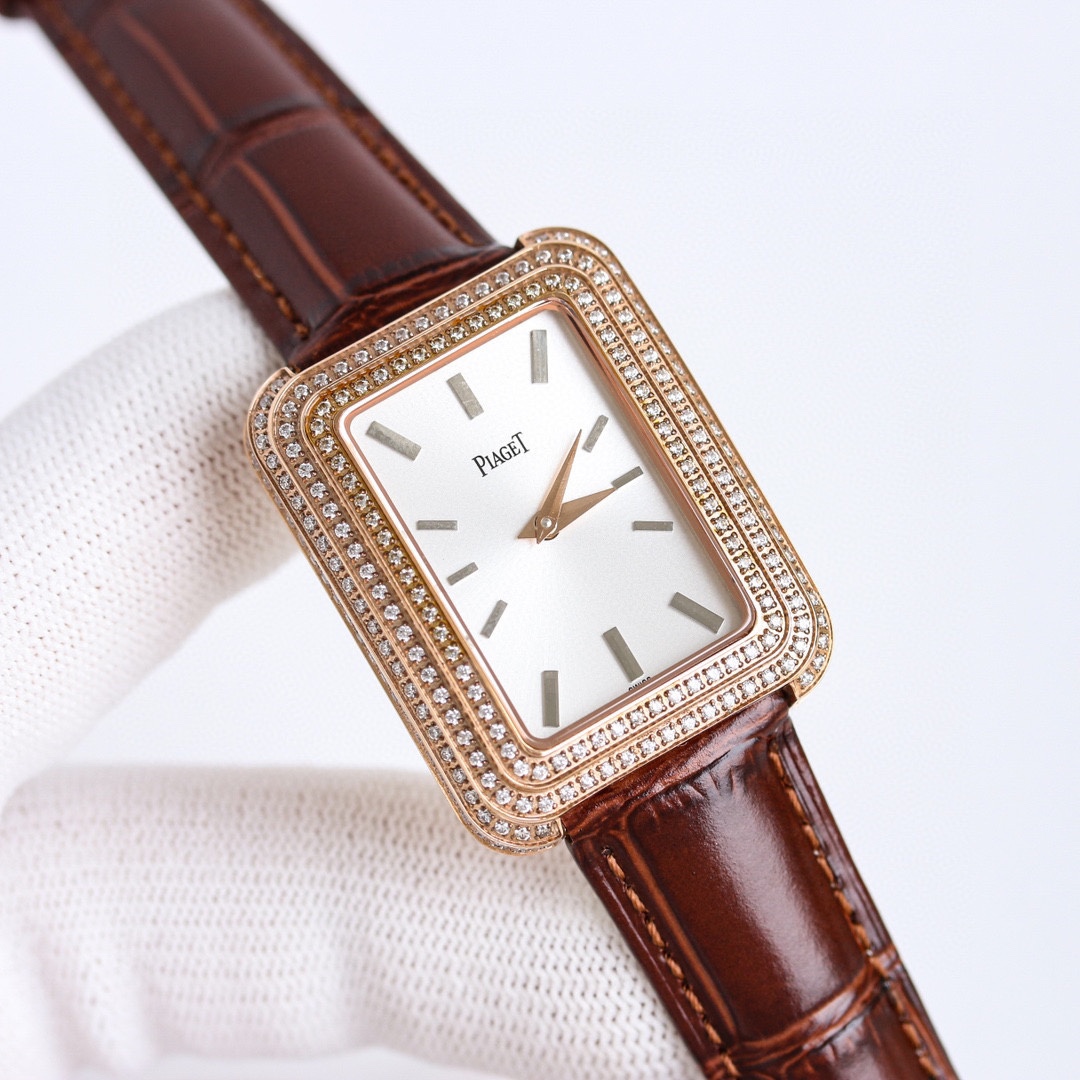 SJ produces 750 regular faces and 800 drill faces
Full arrival notice for the Ultimate Corrected upgraded version
PlAGET- Earl Limelight Barrel-shaped Series! ?? L39 dimensions 26.8x 36.6 mm. The case is set with 268 moissanite diamonds. Sapphire crystal 