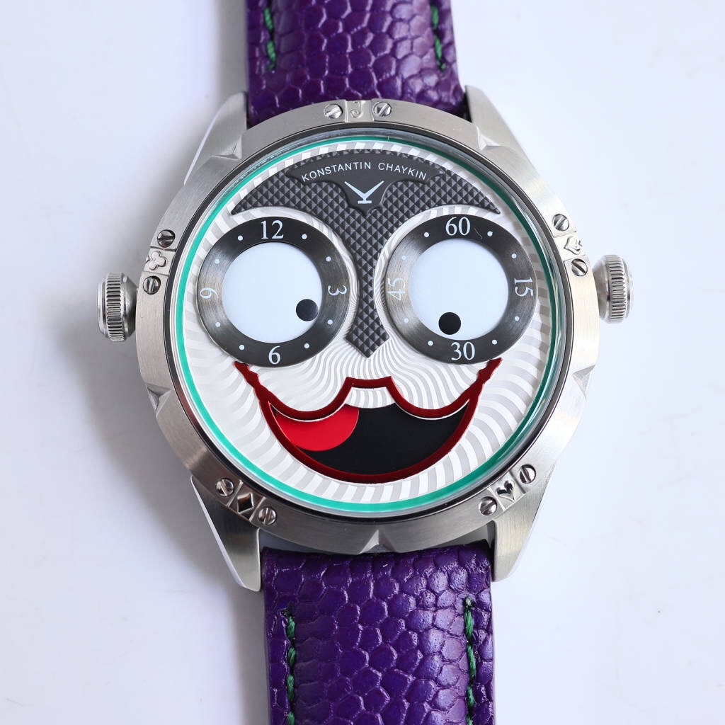 ?? Russian Clown (Konstantin Chaykin) male personality fashion new watch is already very popular, completely subverting the traditional watchmaking dial design, dial expression ever-changing clown face, rotating eyes, crazy face, and sticking out red tong