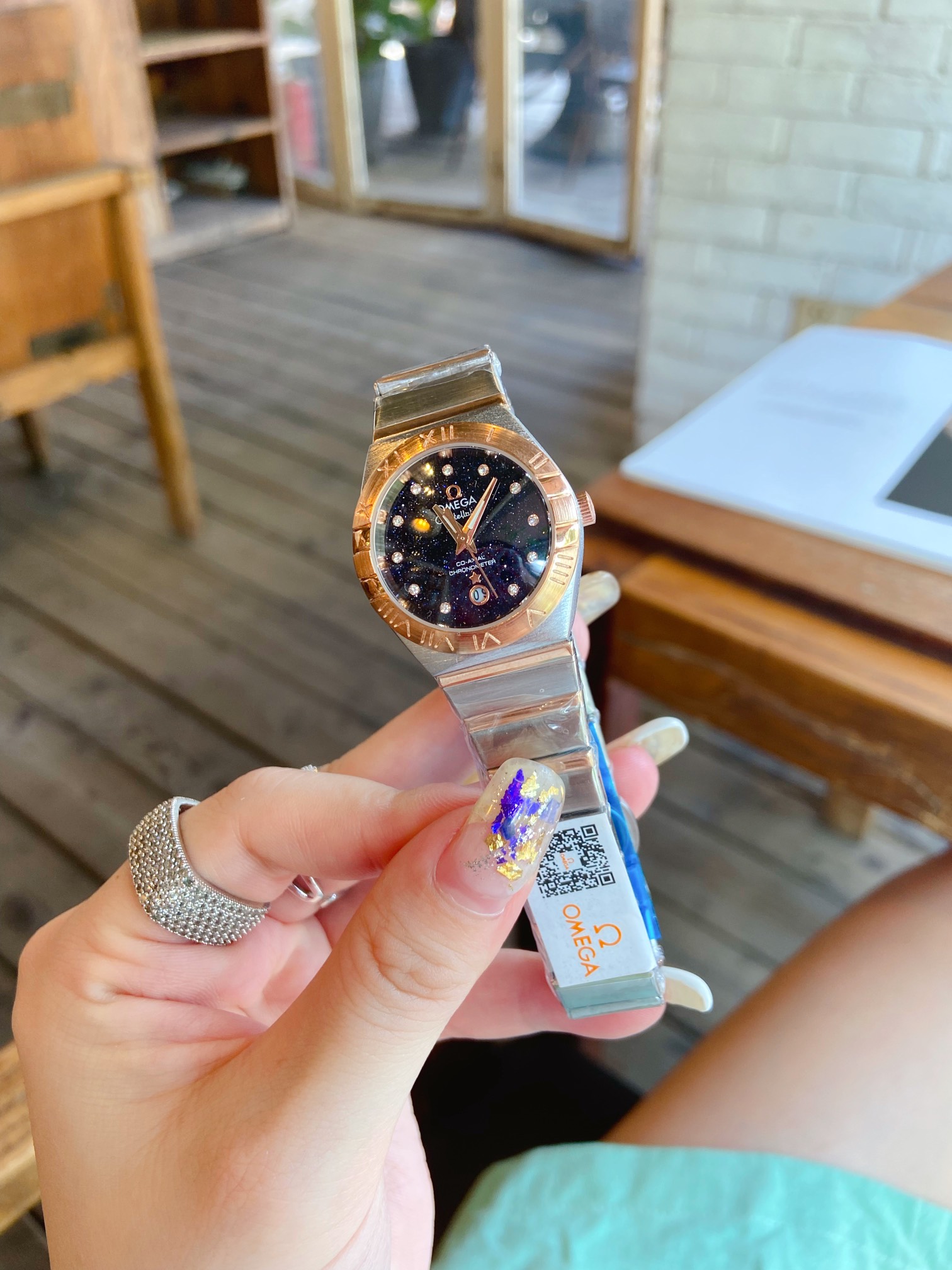 ??100. Classic style timeless omega, Double Eagle Constellation collection, with high quartz movement, true starry sky dial ?? butterfly double button clasp. ... Mineral wear-resistant glass material, inside and out, a unique and ingenious design! Size: 2