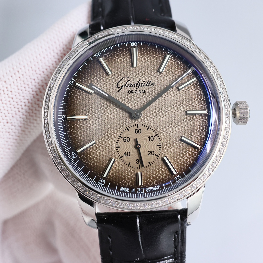 White shell 1450 Rose gold 1500 (with diamonds plus 50)
[TW Factory2023 Wall Crack Recommendation] Market top Edition Gra. Sutti's original retro collection is back! The first watch with a separate 6-position small seconds dial! Here are some of the highl