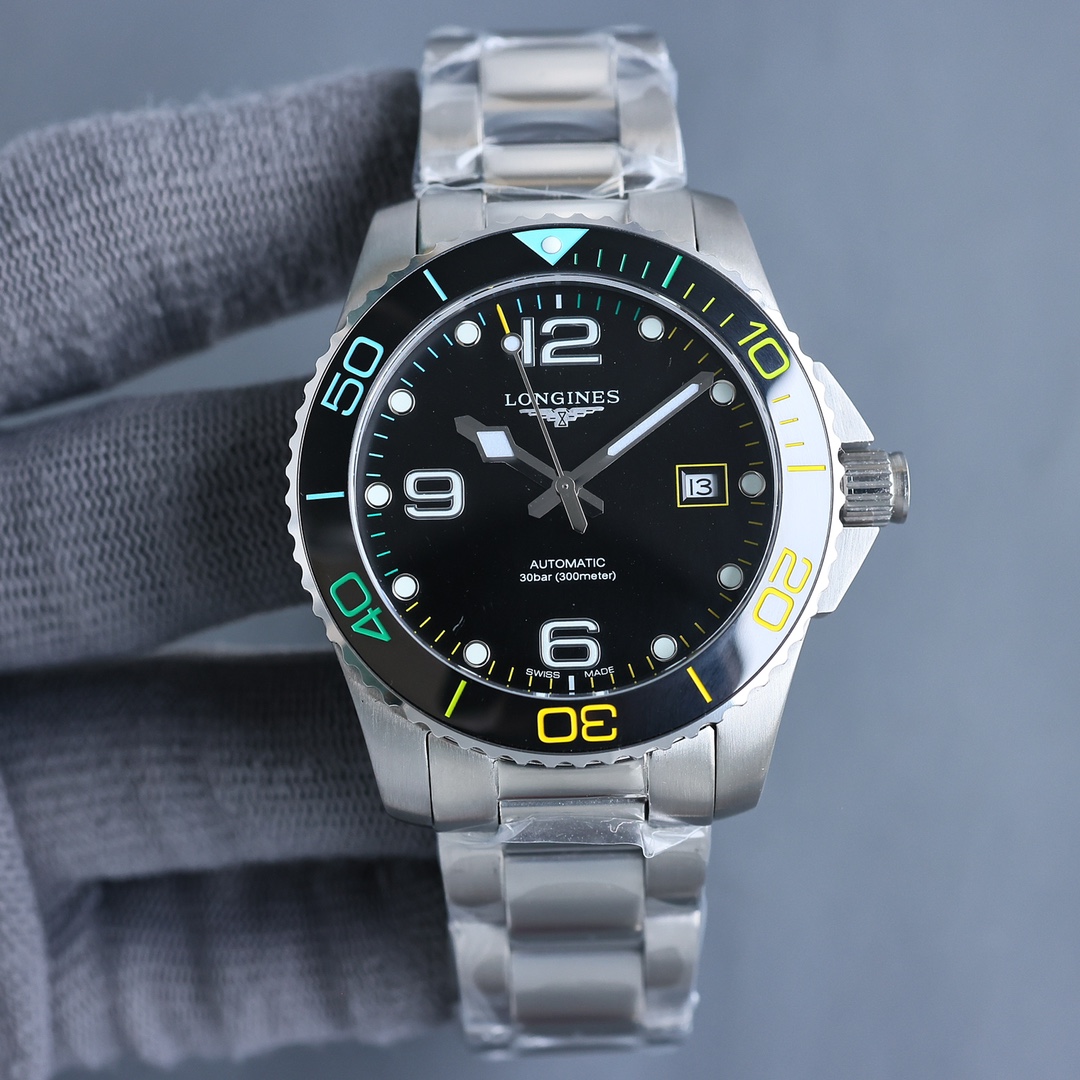 Uni-president 580 (rubber and steel same) TT? new colorways arrive
(Upgraded version arrived) Ring mouth glow-in-the-dark beads are the same as genuine ??
One watch one card, three yards in one Longines Conquest Water king, glory descends. Cut through the