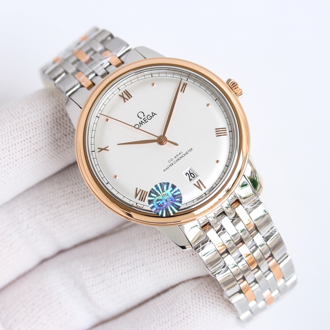 Classic: Leather strap 1150, steel ?100, gold ?50 GTFactory de Ville Elegance collection watch
GT produces only to carry on the classics, the ultimate quality
40mm Master Chronometer
The case of this watch is 40mm. The entire watch is molded in its origin