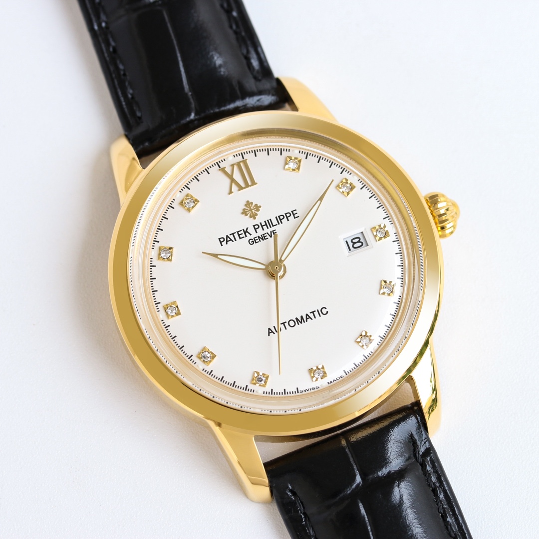 TW produced white case 1100 Gold case 1150
TW Factory Patek Philippe ?? PP ???BJ3 pot lid glass 9015 top market version watch! TW watchmaking team spent 8 months meticulously designing, daring to be the first, breaking through the technical bottlenecks of