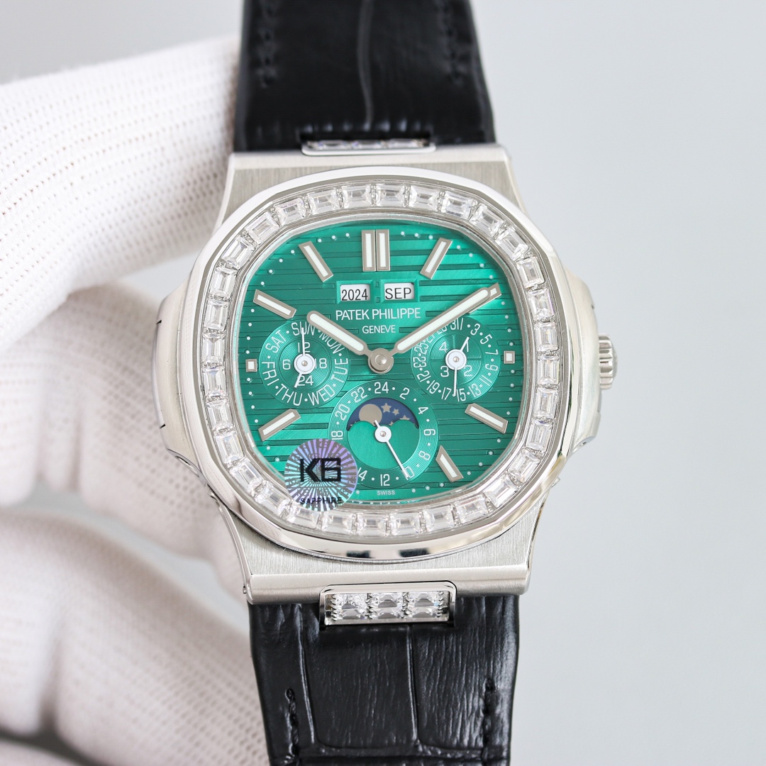 White Diamond: White shell 1700 rose gold 1750
V2 version Patek Philippe 5740/1G-001- The super-complex multi-functional Nautilus makes a grand debut, the first Nautilus complex watch ever launched, a casual sports watch crafted with super-complex craftsm